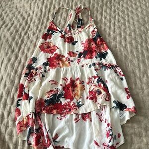Lulu’s High Low Flowy Floral Tank